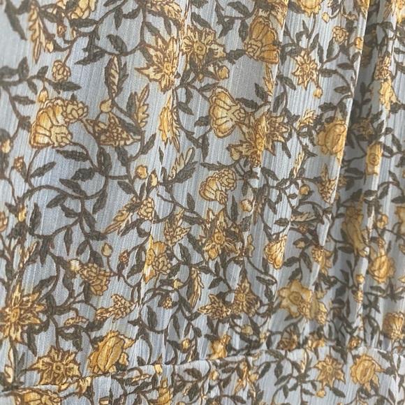 Floral Maxi Dress - Picture 2 of 5